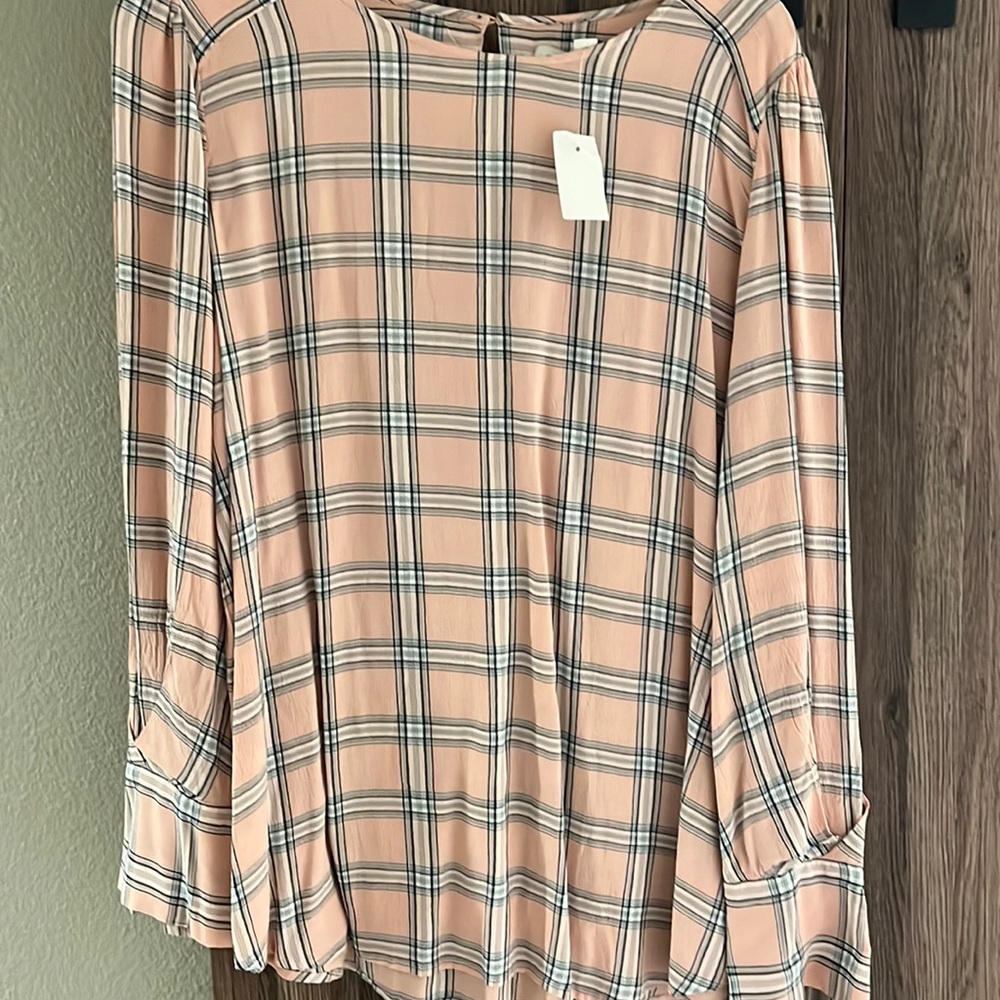 NWT round neck blouse from LOFT